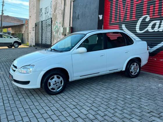 CHEVROLET CLASSIC 1.0 MPFI LS 8V FLEX 4P MANUAL CHEVROLET CLASSIC 1.0 MPFI LS 8V FLEX 4P MANUAL